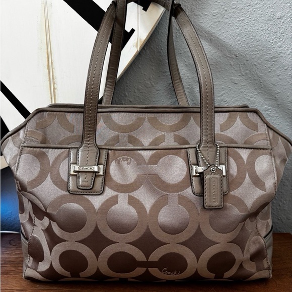 COACH Taylor Op Art SignatureTote in Taupe - Picture 12 of 12